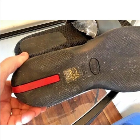 MENS PRADA BLSCK SANDALS 8.5 - Picture 3 of 8